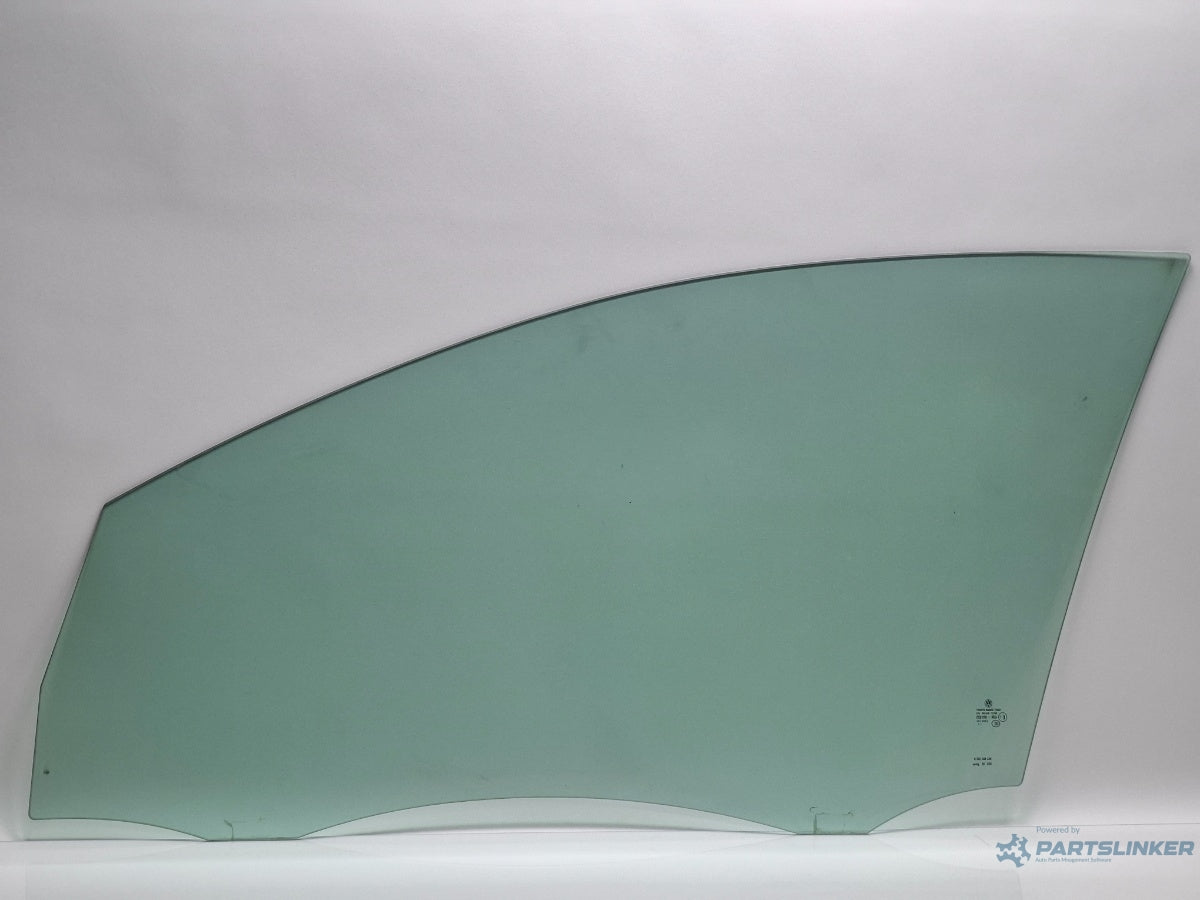 Geam usa dreapta fata VOLKSWAGEN GOLF VI 5K1_ 2008 - 2012 TDi BlueMotion CAYC SAINT-GOBAIN 43R-001025 5K4845202B