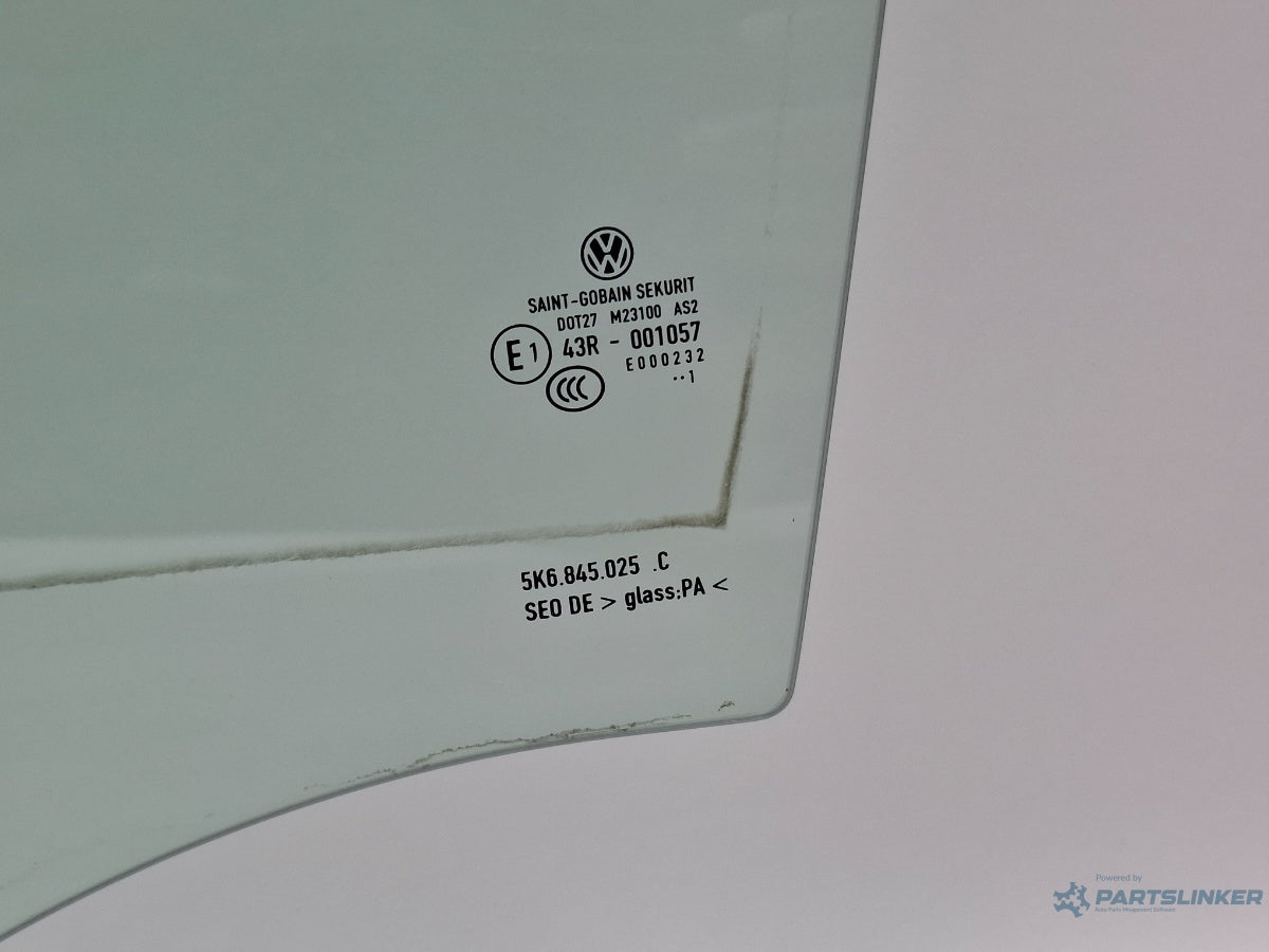 Geam usa stanga spate VOLKSWAGEN GOLF VI 5K1_ 2008 - 2012 TDi BlueMotion CAYC SAINT-GOBAIN 43R-01057 5K6845025C
