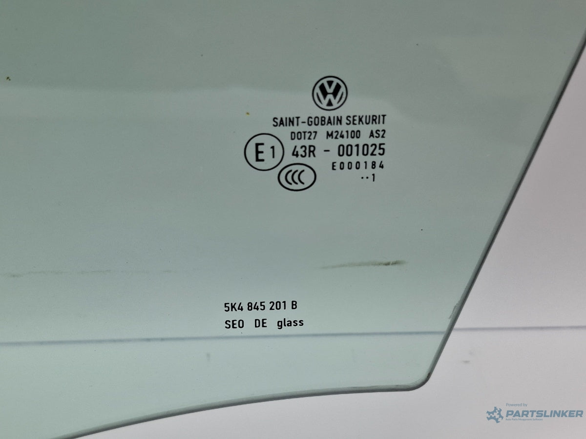 Geam usa stanga fata VOLKSWAGEN GOLF VI 5K1_ 2008 - 2012 TDi BlueMotion CAYC SAINT-GOBAIN 43R-001025 5K4845201B