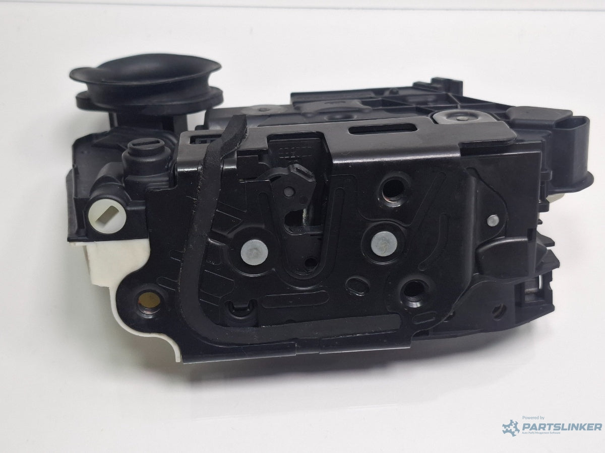 Broasca usa stanga spate VOLKSWAGEN GOLF VI 5K1_ 2008 - 2012 TDi BlueMotion CAYC 5K4839015H