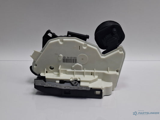 Broasca usa stanga spate VOLKSWAGEN GOLF VI 5K1_ 2008 - 2012 TDi BlueMotion CAYC 5K4839015H