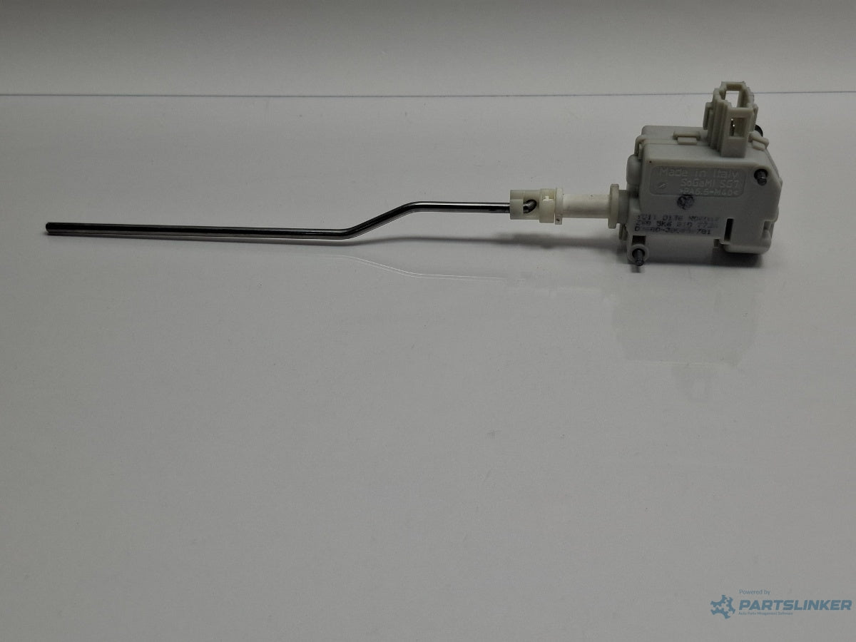 Motoras blocare usita rezervor combustibil VOLKSWAGEN GOLF VI 5K1_ 2008 - 2012 TDi BlueMotion CAYC 5K6810773A