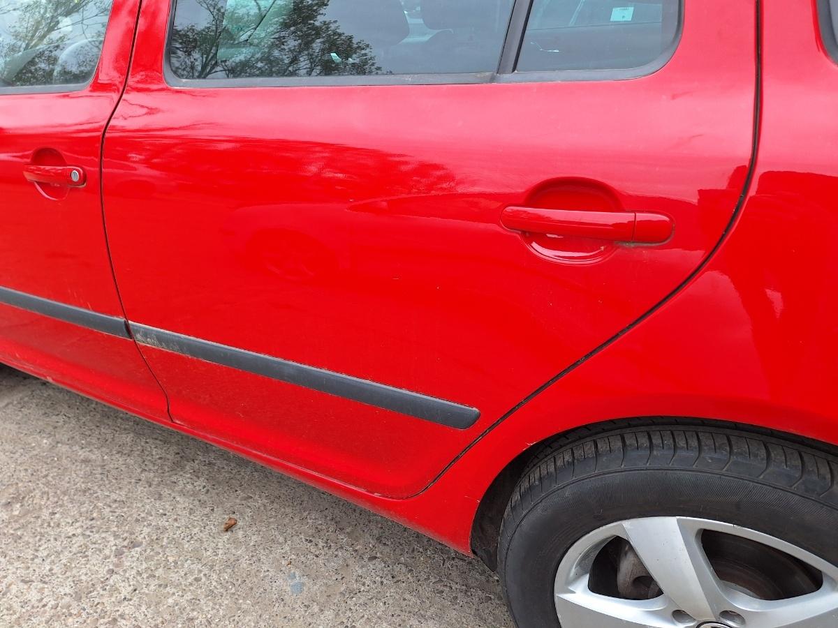 Usa portiera spate stanga SKODA OCTAVIA II Combi 1Z5 2004 - 2013 , rosu LF3K