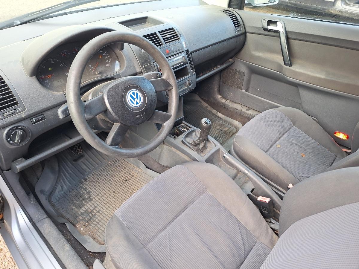 Dezmembrez VOLKSWAGEN POLO 9N_ 2002 1.4 TDI AMF 55KW|75HP