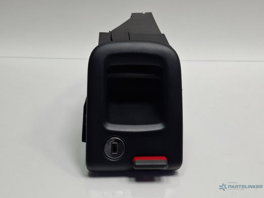 Zavor spatar dreapta spate AUDI A4 IV 8K2, B8 2007 - 20152.0 TDI CAGB, CJCB, CSUB 8K5885682B, 8K0885910