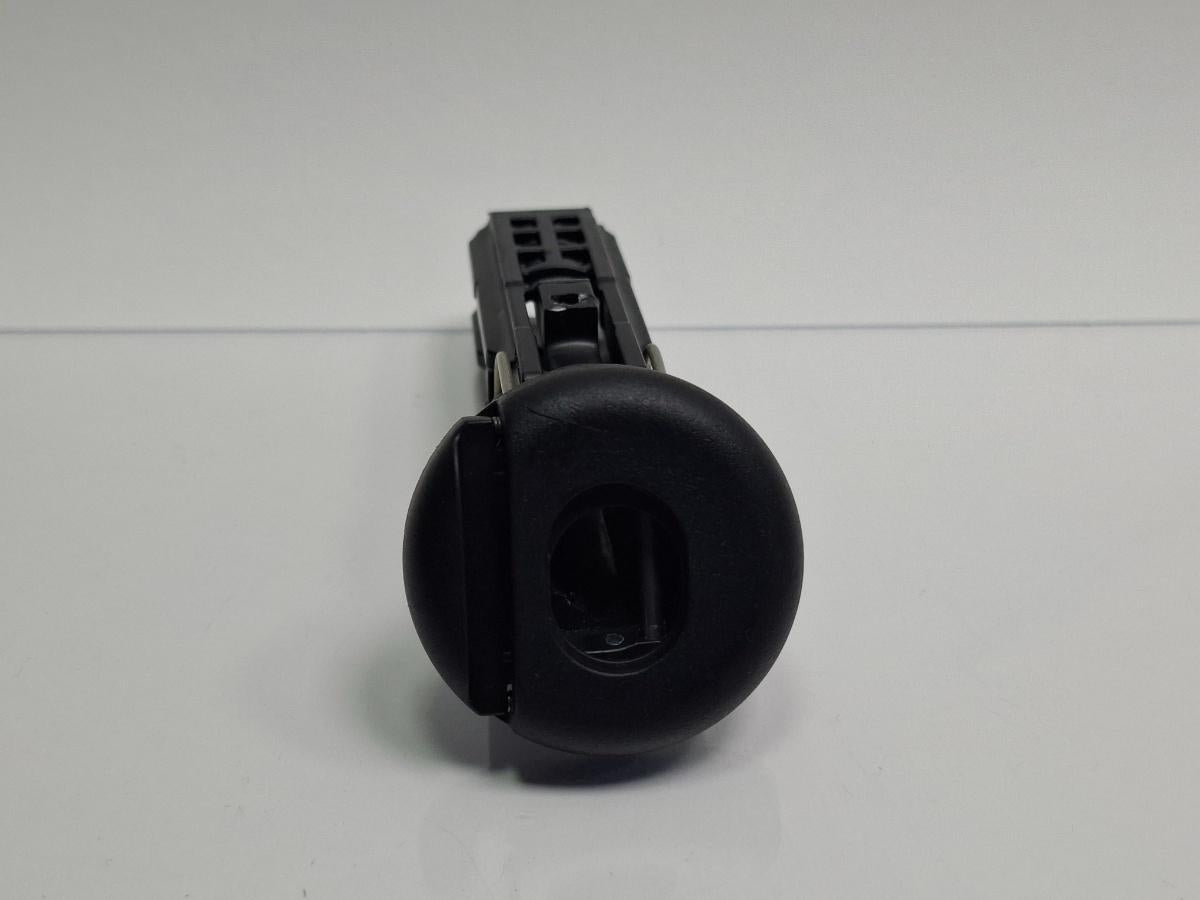 Maneta levier blocare tetiera  spate AUDI A4 IV 8K2, B8 2007 - 20152.0 TDI CAGB, CJCB, CSUB 8T0886920A