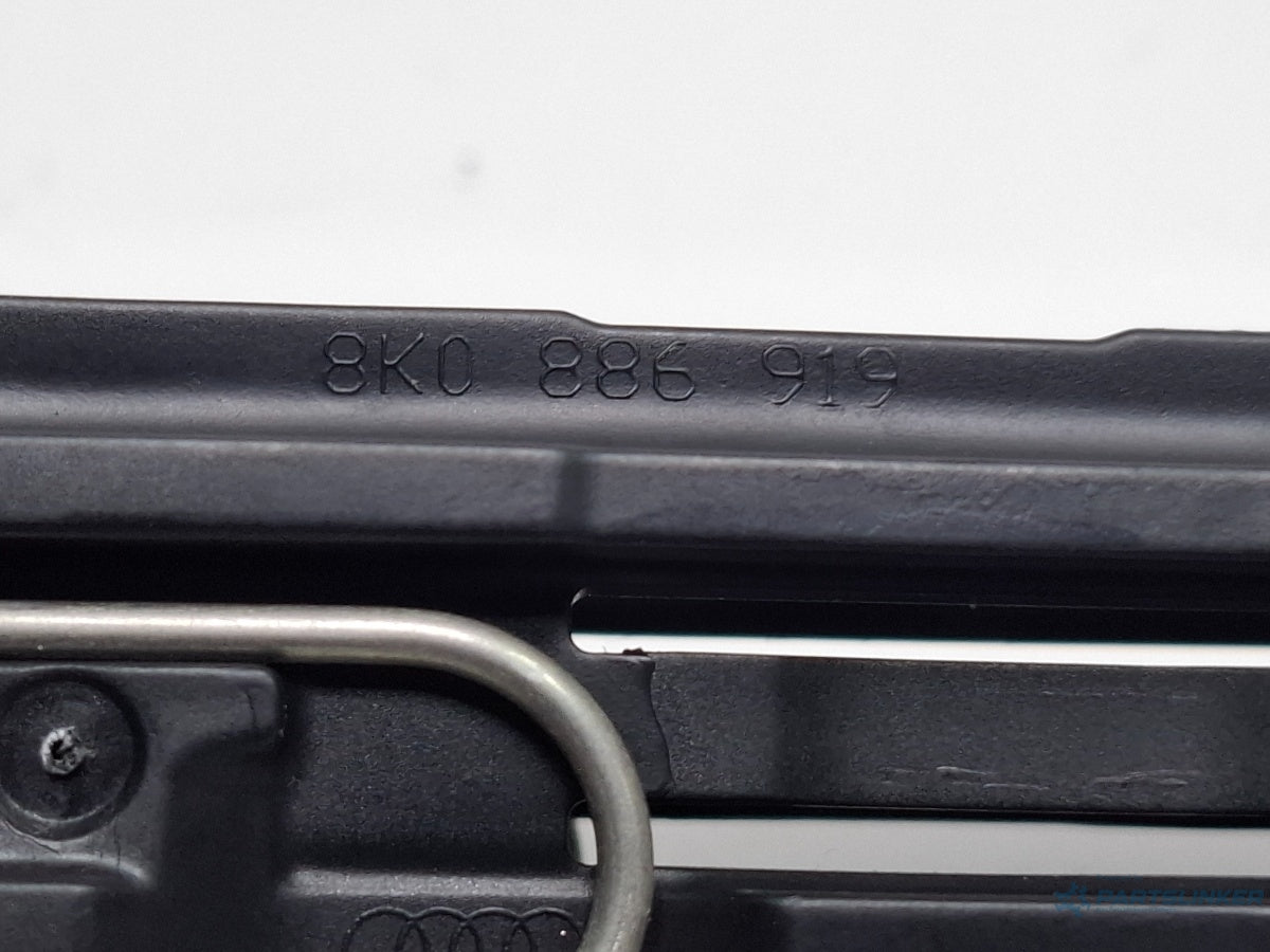 Maneta levier blocare tetiera  mijloc spate AUDI A4 IV 8K2, B8 2007 - 20152.0 TDI CAGB, CJCB, CSUB 8K0886919