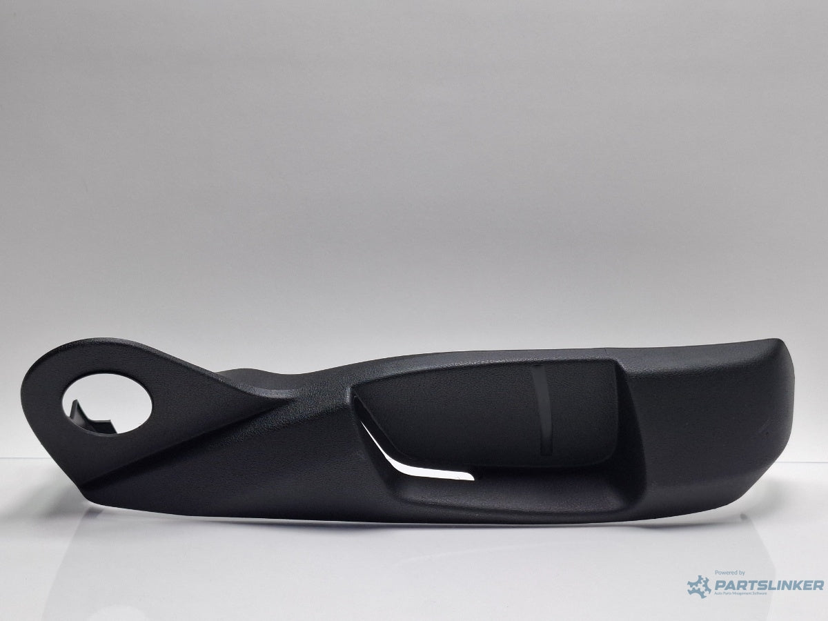 Ornament scaun dreapta fata AUDI A4 IV 8K2, B8 2007 - 20152.0 TDI CAGB, CJCB, CSUB 8T0881326