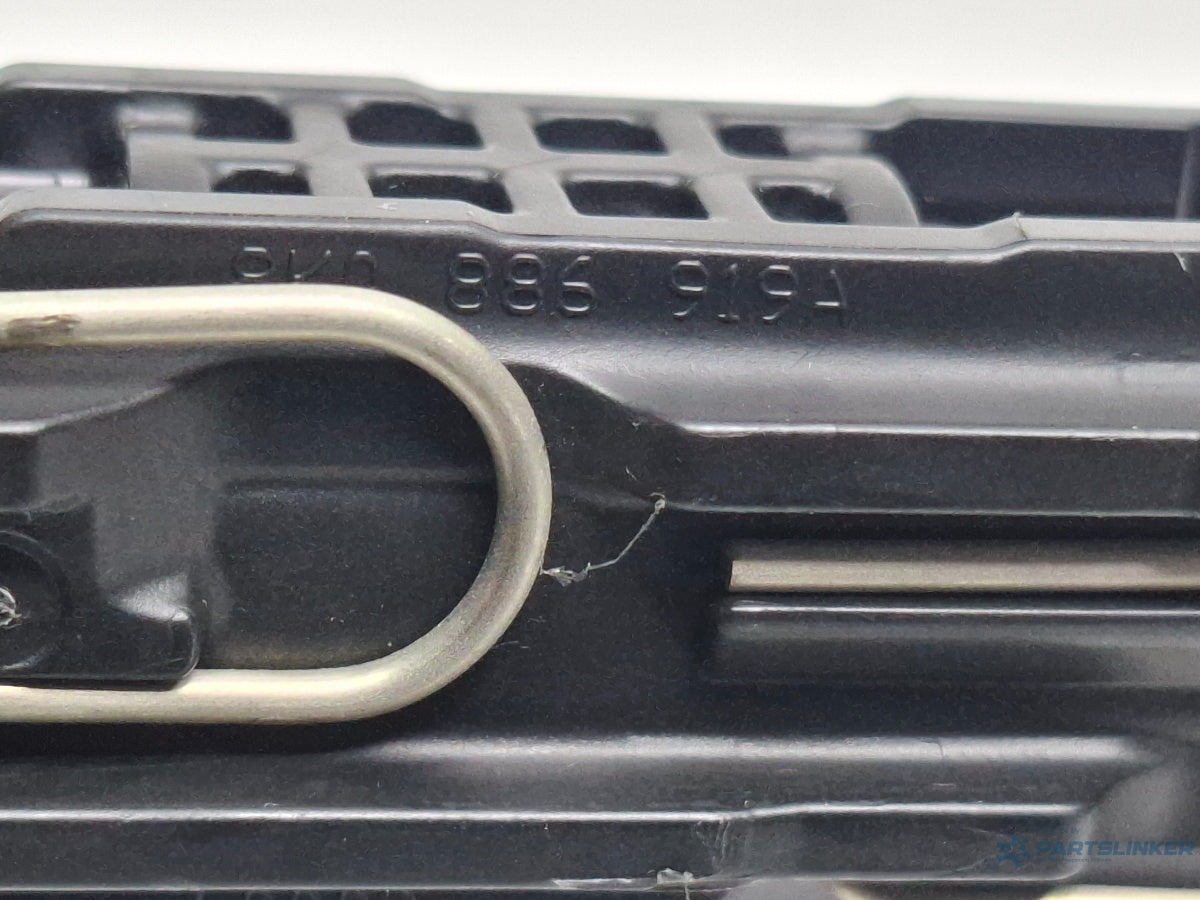 Maneta levier fixare tetiera mijloc spate AUDI A4 IV 8K2, B8 2007 - 20152.0 TDI CAGB, CJCB, CSUB 8K0886919A