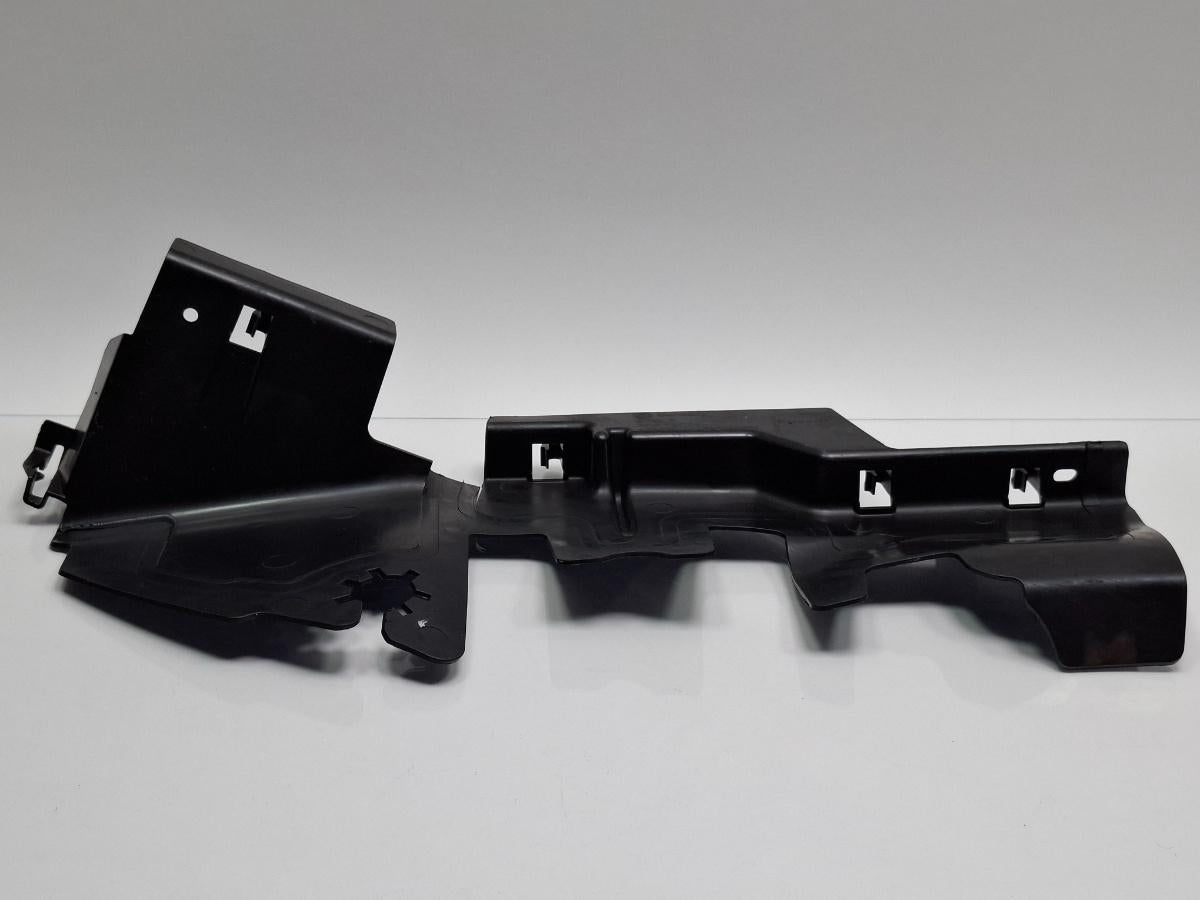 Deflector aer radiatoare dreapta VOLKSWAGEN PASSAT Variant 3C5 2005 - 20112.0 TDI BMP 3C0121284