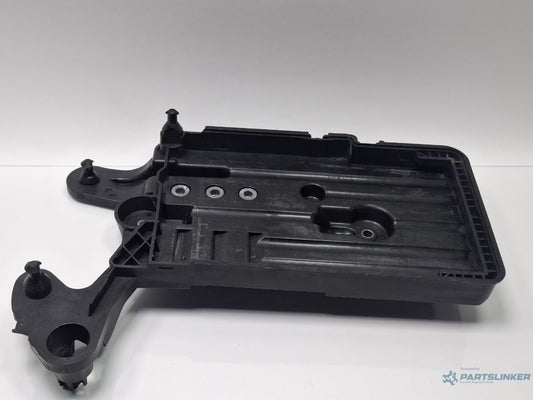 Suport baterie AUDI A3 Sportback 8VA, 8VF 2012 - >1.6 TDI CLHA 5Q0915321G