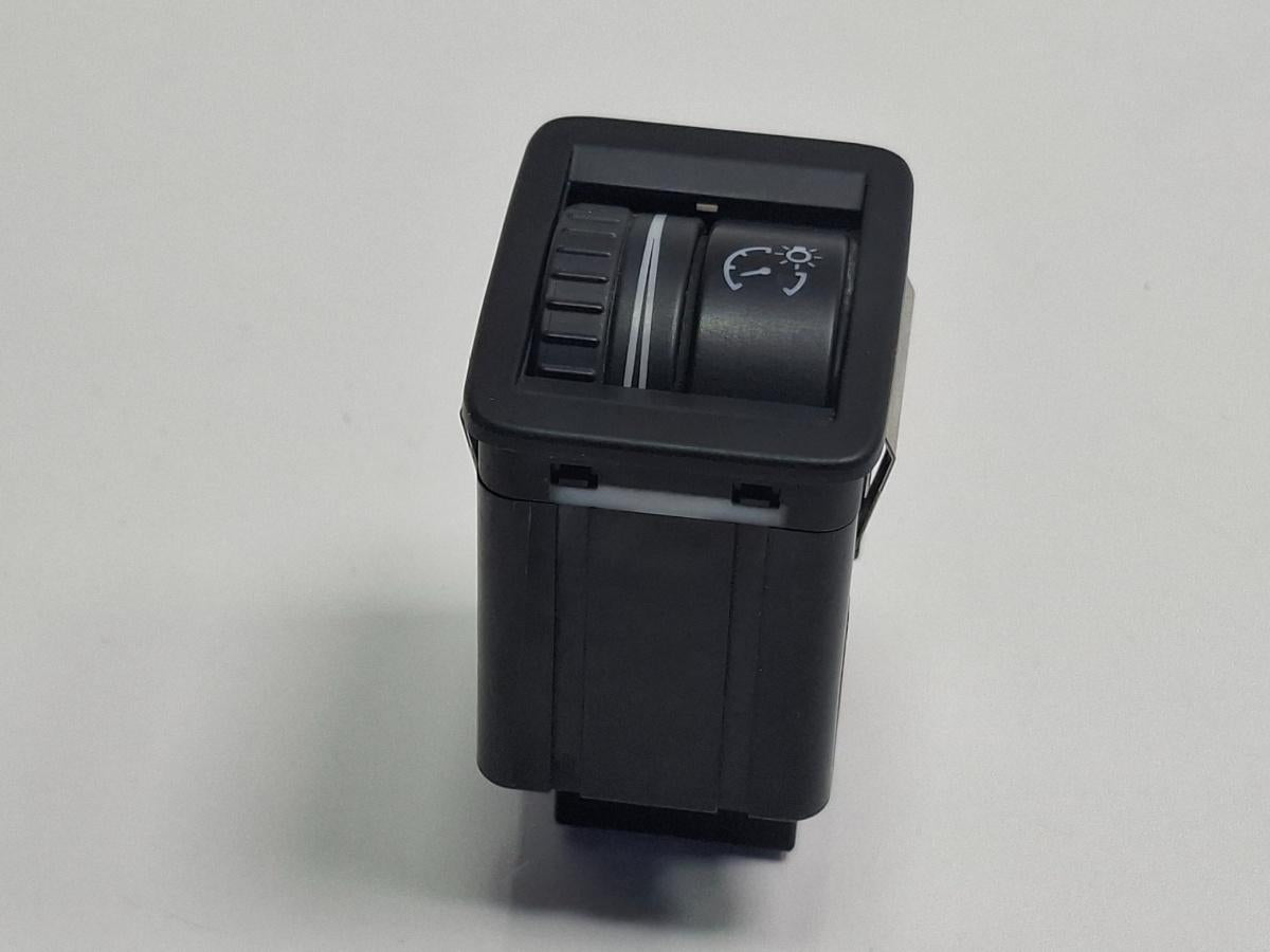 Dimmer VOLKSWAGEN PASSAT Variant 3C5 2005 - 20112.0 TDI BMP 3C0941334A