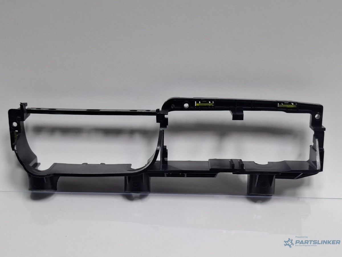 Suport maner interior portiera fata stanga SKODA SUPERB 3U4 2001 - 20081.9 TDI AVF, AWX 3U1867179