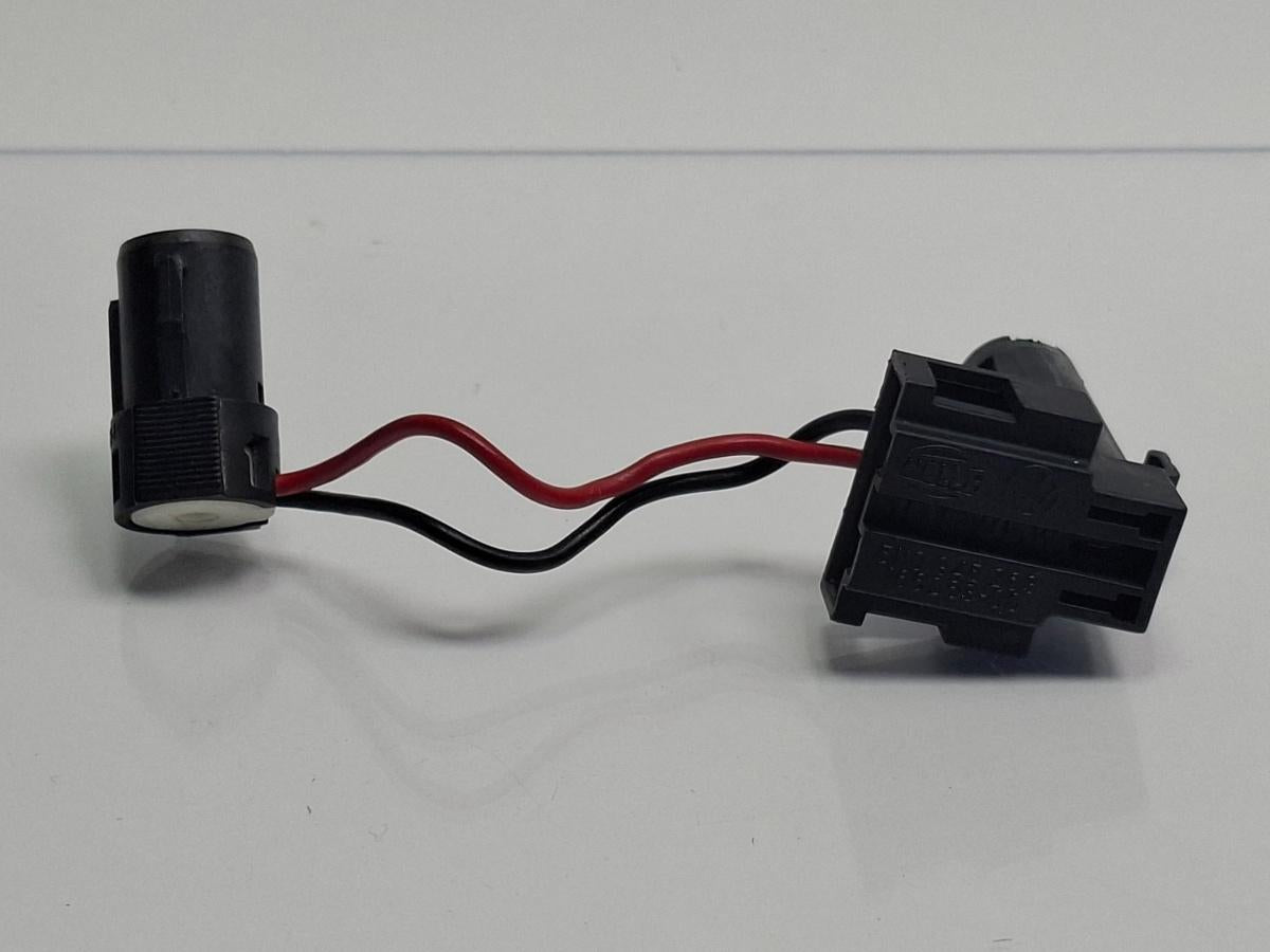 Soclu stop haion stanga VOLKSWAGEN TIGUAN 5N_ 2007 - >2.0 TDI 4motion CBAB, CFFB, CLJA 5N0945263