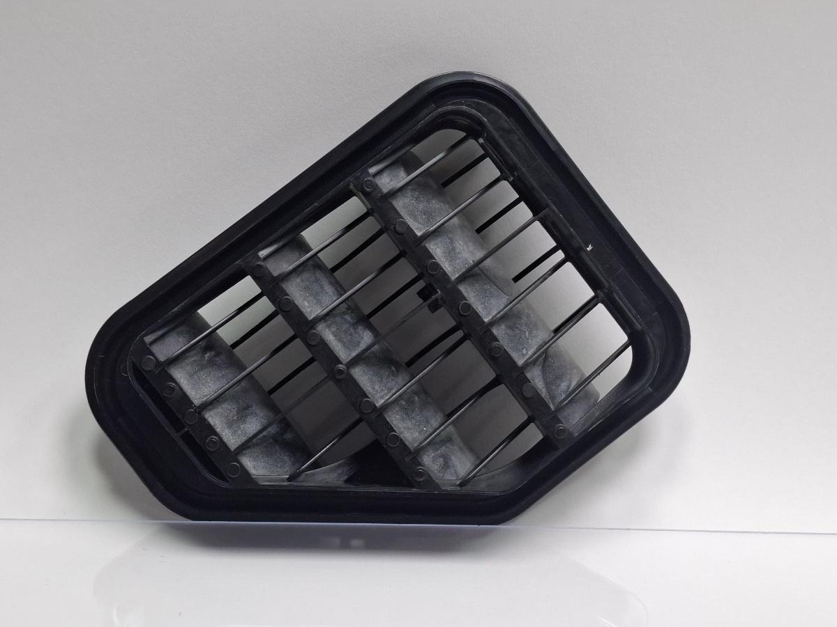 Grila ventilatie portbagaj dreapta VOLKSWAGEN TIGUAN 5N_ 2007 - >2.0 TDI 4motion CBAB, CFFB, CLJA 5N0819466A