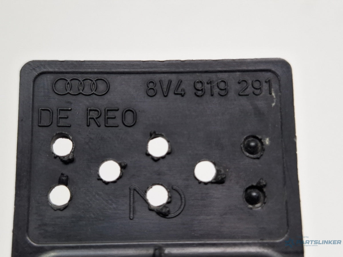 Suport senzor parcare AUDI A3 Sportback 8VA, 8VF 2012 - >1.6 TDI CLHA 8V4919291