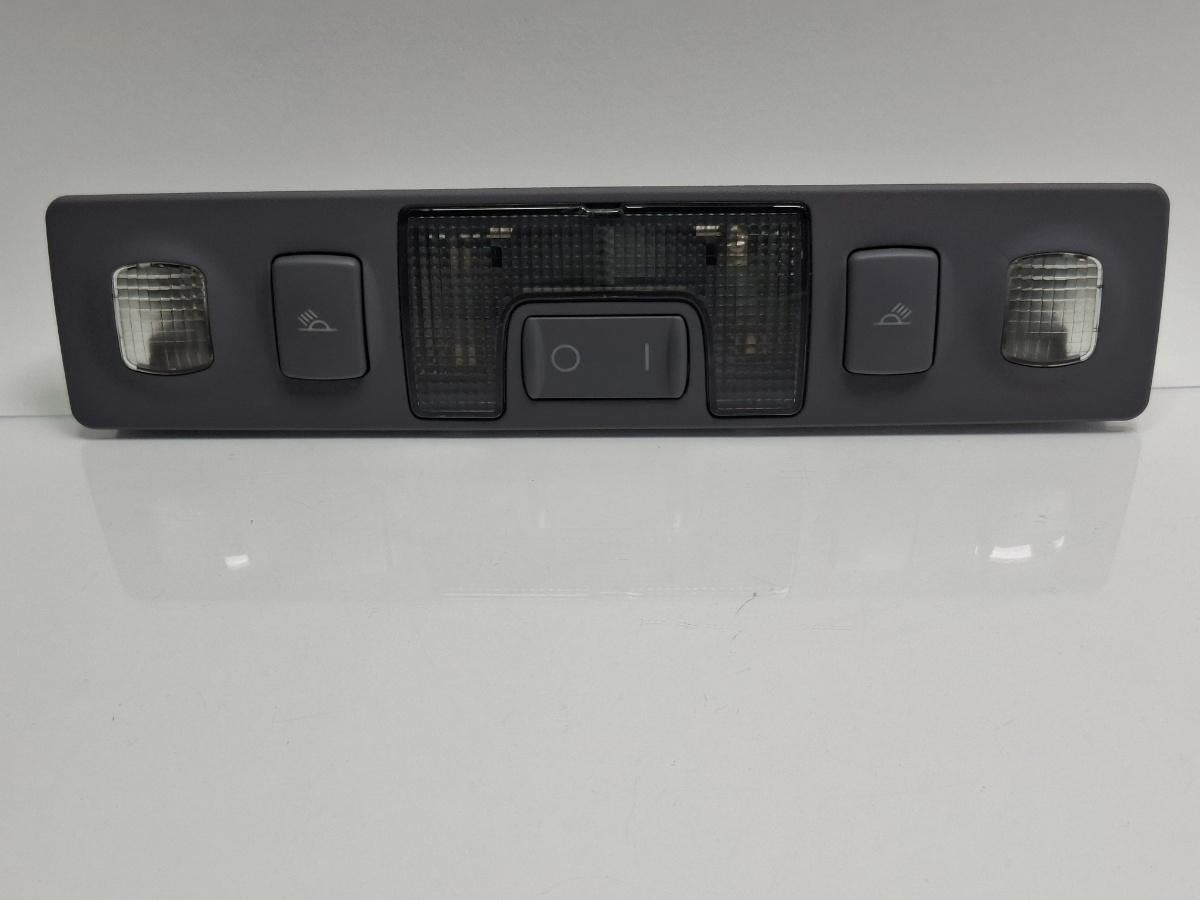 Plafoniera lumini spate AUDI A6 II 4B2, 4B4, C5 1997 - 20052.5 TDI AKE, BAU, BDH, BND