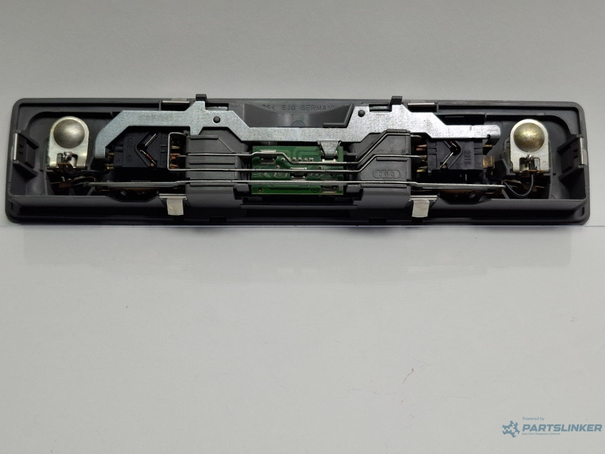 Plafoniera lumini spate AUDI A6 II 4B2, 4B4, C5 1997 - 20052.5 TDI AKE, BAU, BDH, BND