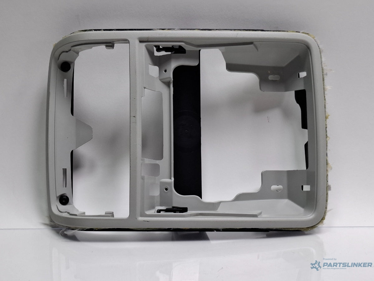 Ornament plafoniera fata SKODA SUPERB II Estate 3T5 2009 - 2015 3T0867599B