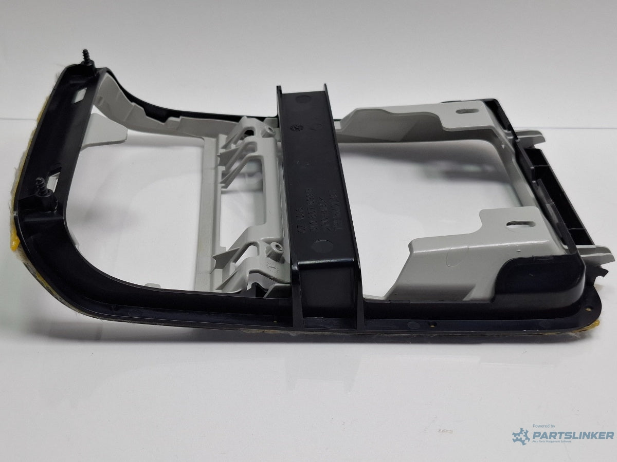 Ornament plafoniera fata SKODA SUPERB II Estate 3T5 2009 - 2015 3T0867599B