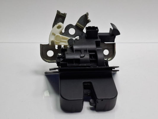 Broasca haion VOLKSWAGEN PASSAT 3G2 2014 - >, AUDI A4 IV 8K2, B8 2007 - 20152.0 TDI CAGB, CJCB, CSUB 3G0827503