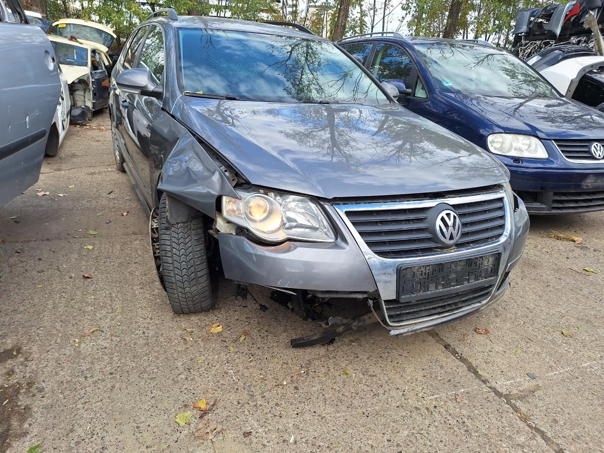 Dezmembrez VOLKSWAGEN PASSAT Variant 3C5 2008 1.9 TDI BLS 77KW|105HP