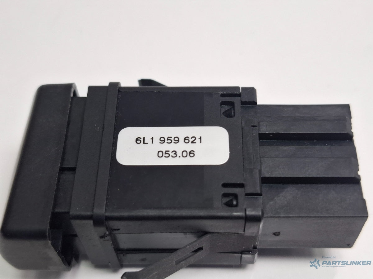 Buton dezaburire parbriz SEAT CORDOBA III 6L2 2002 - 2009 1.4 TDI BMS, BNV 6L1959621