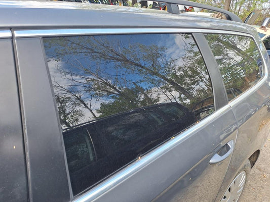 Geam portieră spate VOLKSWAGEN PASSAT Variant 3C5 2008 1.9 TDI BLS 77KW|105HP 2008
