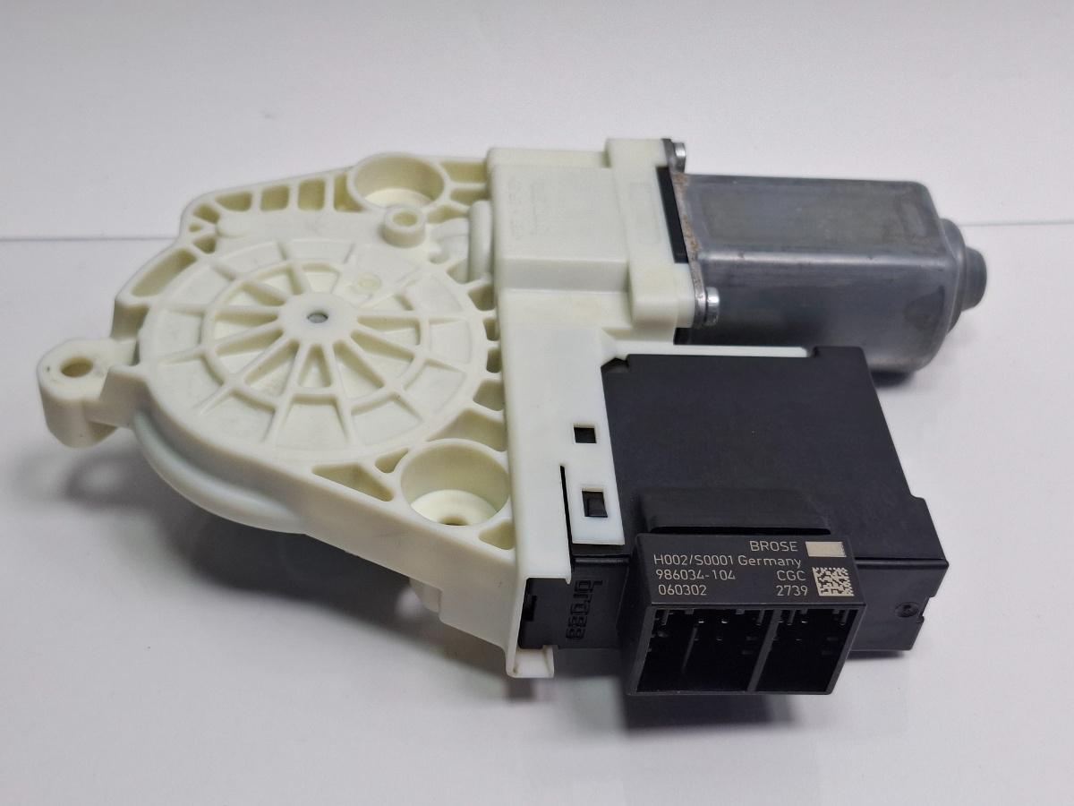 Motoras macara dreapta fata SEAT CORDOBA III 6L2 2002 - 20091.4 TDI BMS, BNV 986034104 , 6L2959801