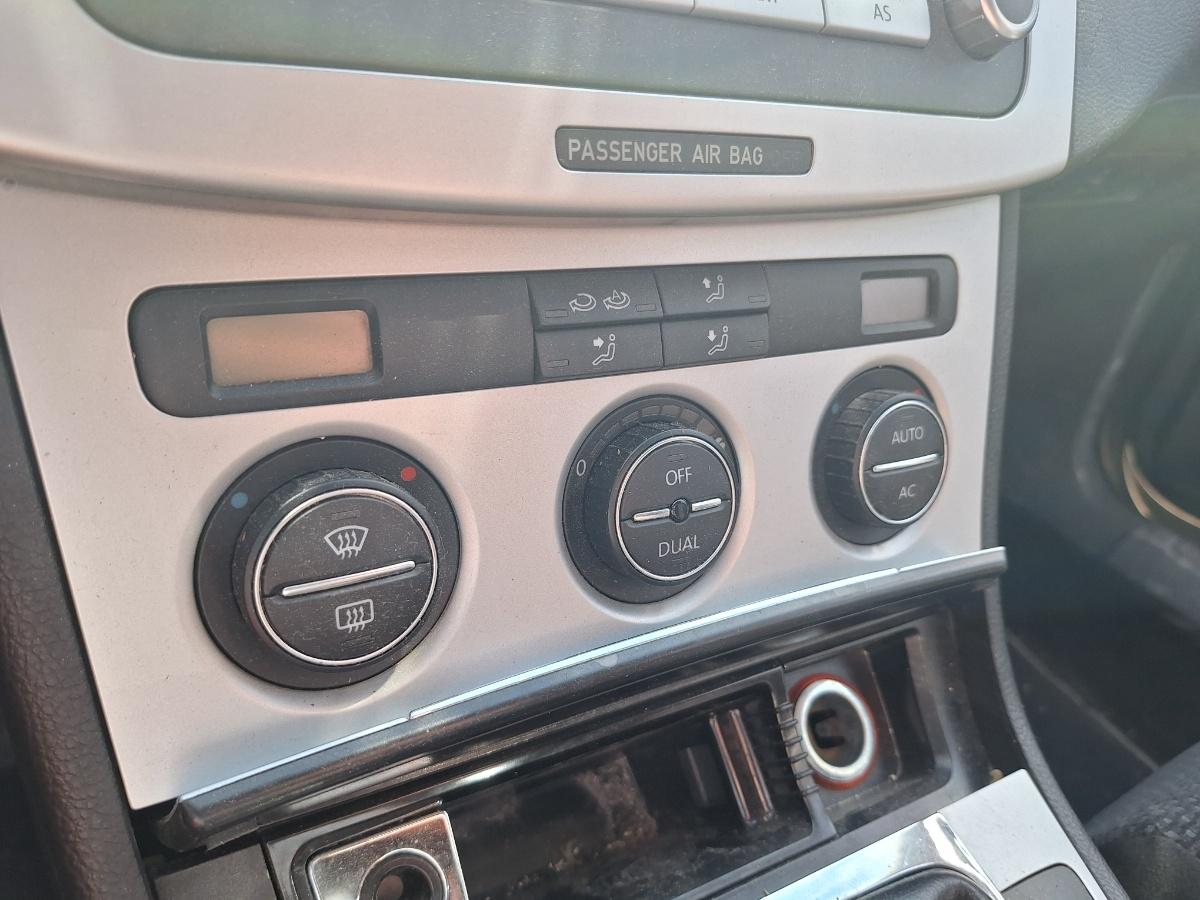 Panou Clima VOLKSWAGEN PASSAT Variant 3C5 2008 1.9 TDI BLS 77KW|105HP 2008