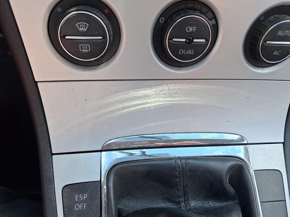 Scrumieră (față) VOLKSWAGEN PASSAT Variant 3C5 2008 1.9 TDI BLS 77KW|105HP 2008