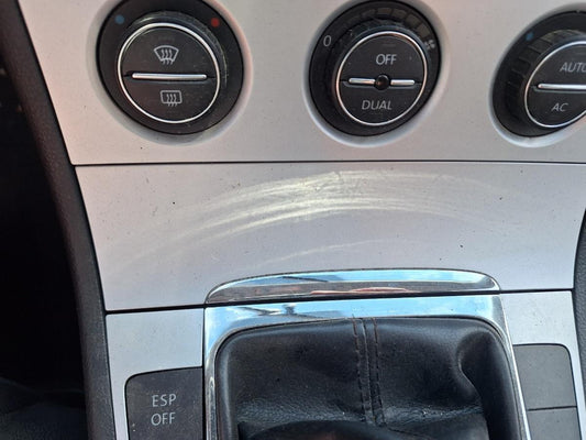Scrumieră (față) VOLKSWAGEN PASSAT Variant 3C5 2008 1.9 TDI BLS 77KW|105HP 2008