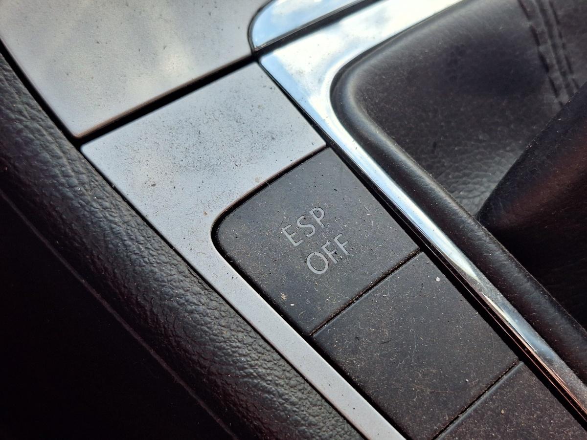 Comutator ESP VOLKSWAGEN PASSAT Variant 3C5 2008 1.9 TDI BLS 77KW|105HP 2008