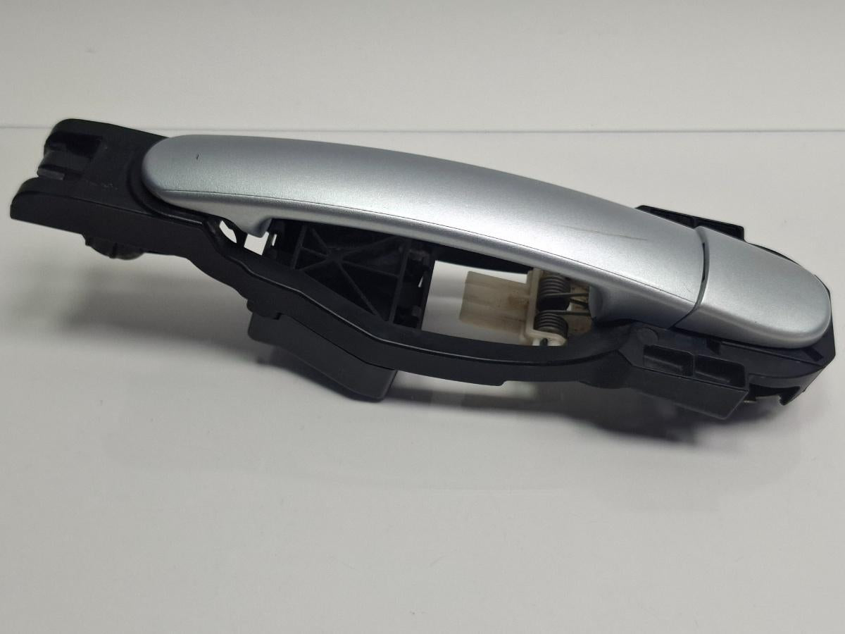 Maner exterior cu suport usa dreapta SEAT CORDOBA III 6L2 2002 - 20091.4 TDI BMS, BNV 3B0837886K
