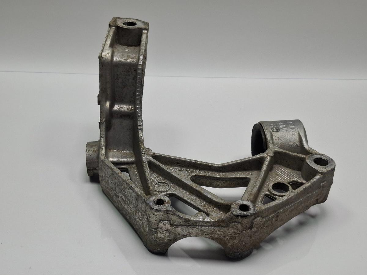 Suport brat trapez dreapta SEAT CORDOBA III 6L2 2002 - 20091.4 TDI BMS, BNV 6Q0199294D