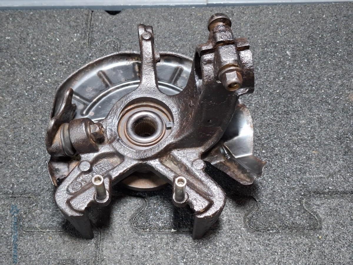Fuzeta stanga fata SEAT CORDOBA III 6L2 2002 - 2009 1.4 TDI BMS, BNV 6Q0615311D , 6Q0407255AC