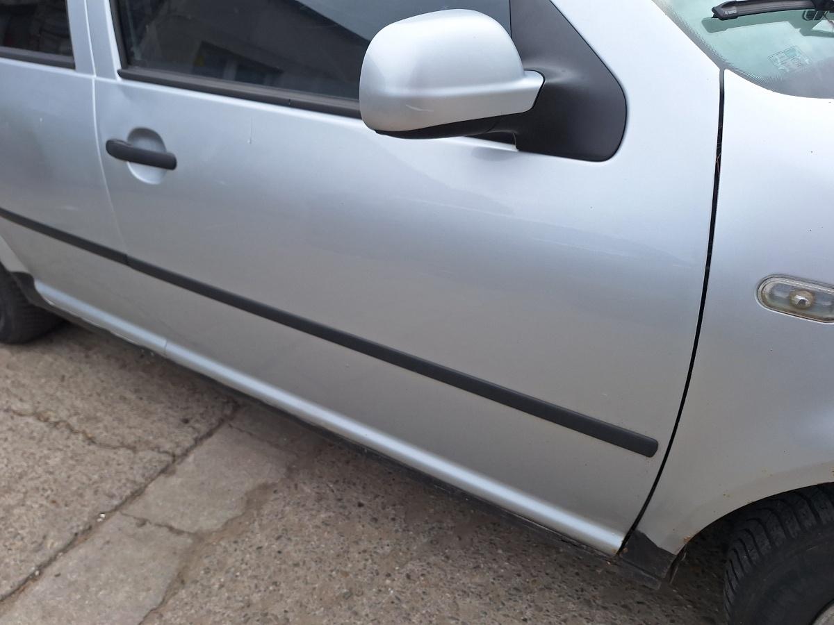 Usa portiera fata dreapta VOLKSWAGEN GOLF IV Variant 1J5 1999 - 2006 , gri LA7W