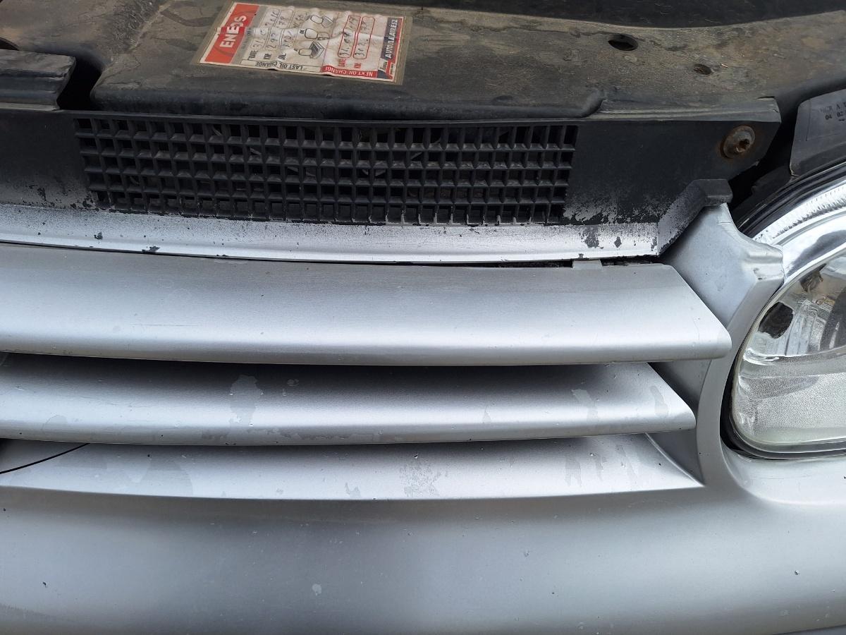 Grila superioara radiator bara de protectie fata VOLKSWAGEN GOLF IV Variant 1J5 1999 - 2006