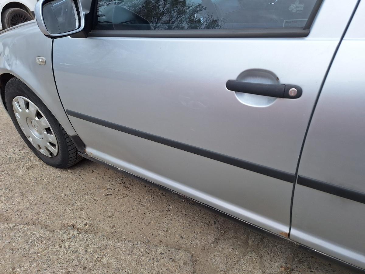 Usa portiera fata stanga VOLKSWAGEN GOLF IV Variant 1J5 1999 - 2006 , gri LA7W