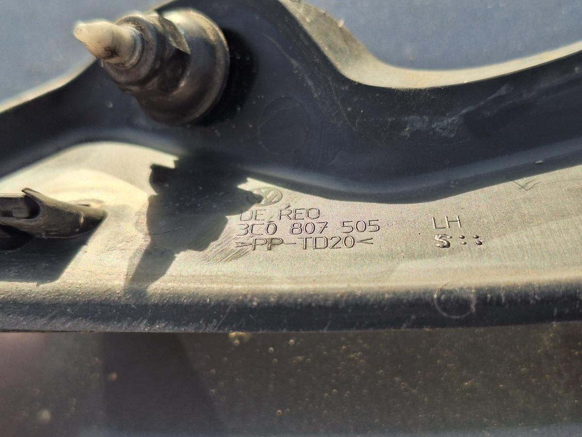 Suport de susținere colț bară de protecție VOLKSWAGEN PASSAT Variant 3C5 2008 1.9 TDI BLS 77KW|105HP 2008