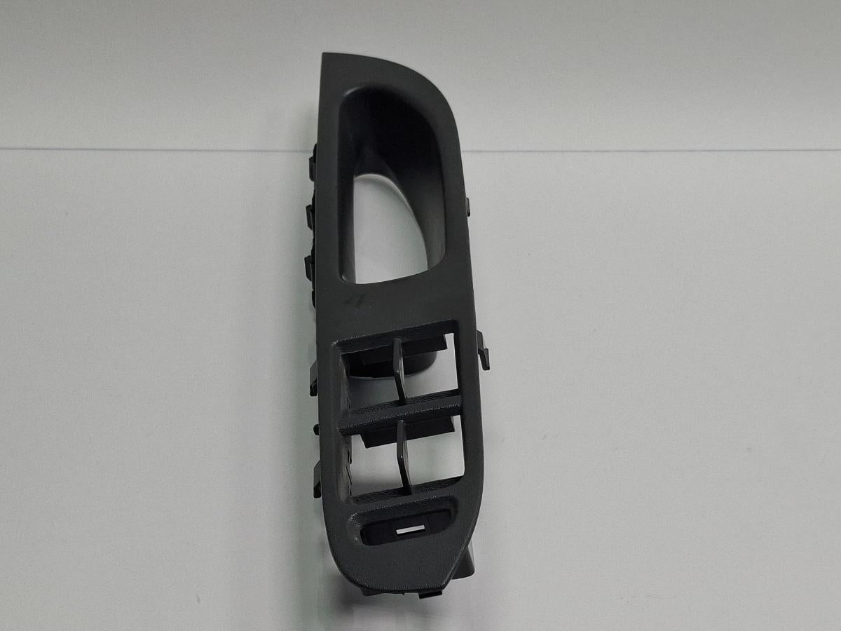 suport butoane geamuri  stanga fata SEAT CORDOBA III 6L2 2002 - 20091.4 TDI BMS, BNV 6L1867171E