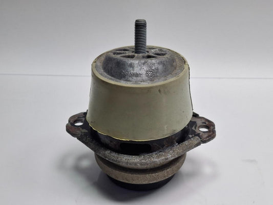 Tampon motor VOLKSWAGEN TOUAREG 7LA, 7L6, 7L7 2002 - 20133.0 V6 TDI BKS, CATA 7L6199131A