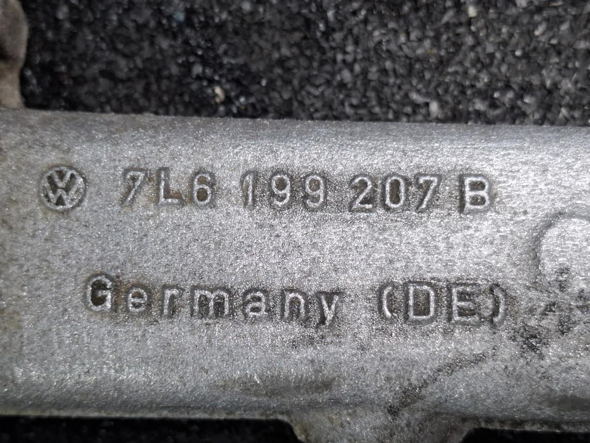 Jug motor VOLKSWAGEN TOUAREG 7LA, 7L6, 7L7 2002 - 20133.0 V6 TDI BKS, CATA 7L6199207B