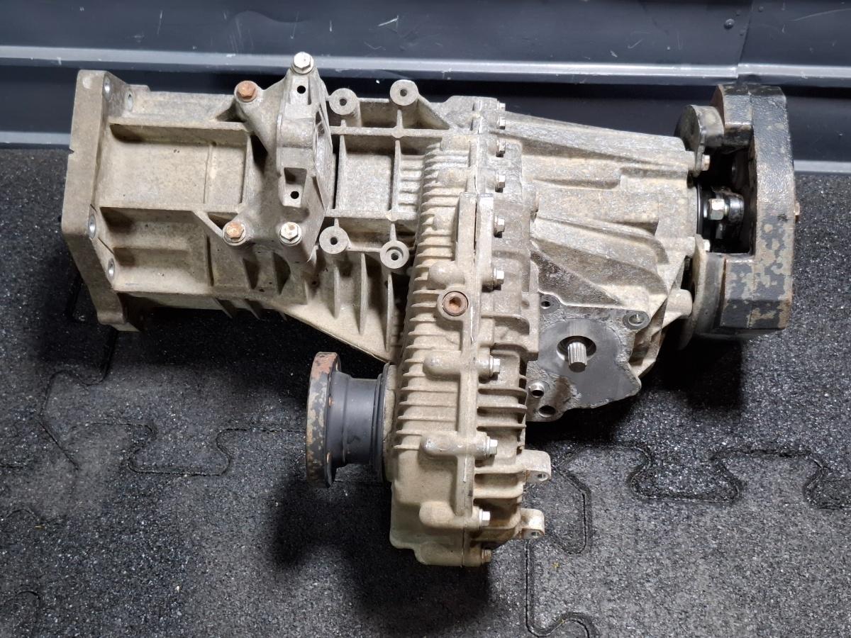Cutie de transfer VOLKSWAGEN TOUAREG 7LA 2002 - 2009 3.0 V6 TDI BKS 0AD341012K