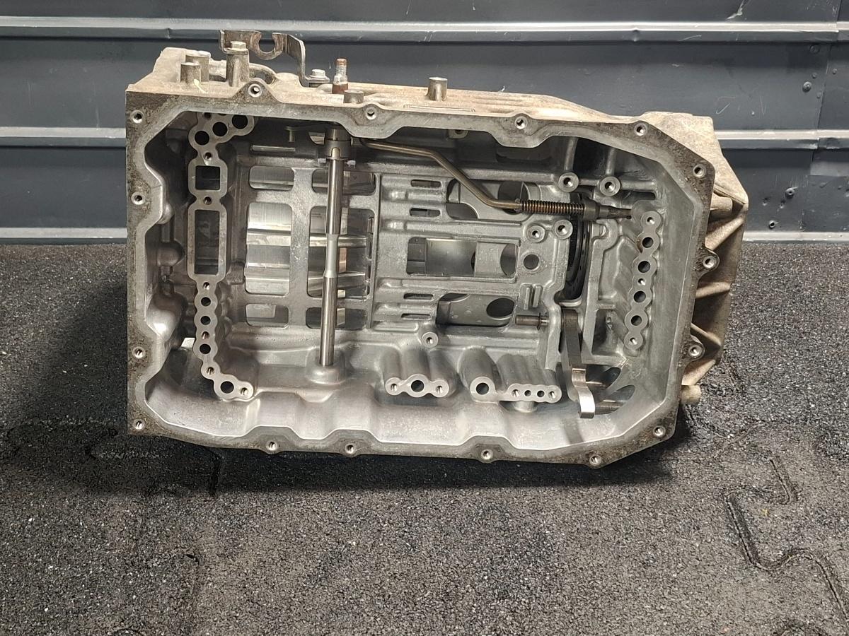Carcasa cutie de viteze VOLKSWAGEN TOUAREG 7LA, 7L6, 7L7 2002 - 20133.0 V6 TDI BKS, CATA 09D300038D
