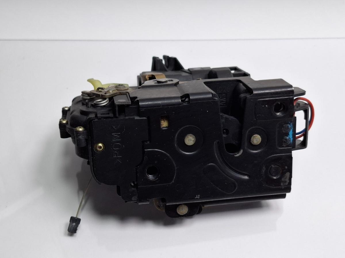 Broasca usa stanga fata VOLKSWAGEN GOLF IV Variant 1J5 1999 - 20061.9 TDI AGR, ALH 3B1837015A