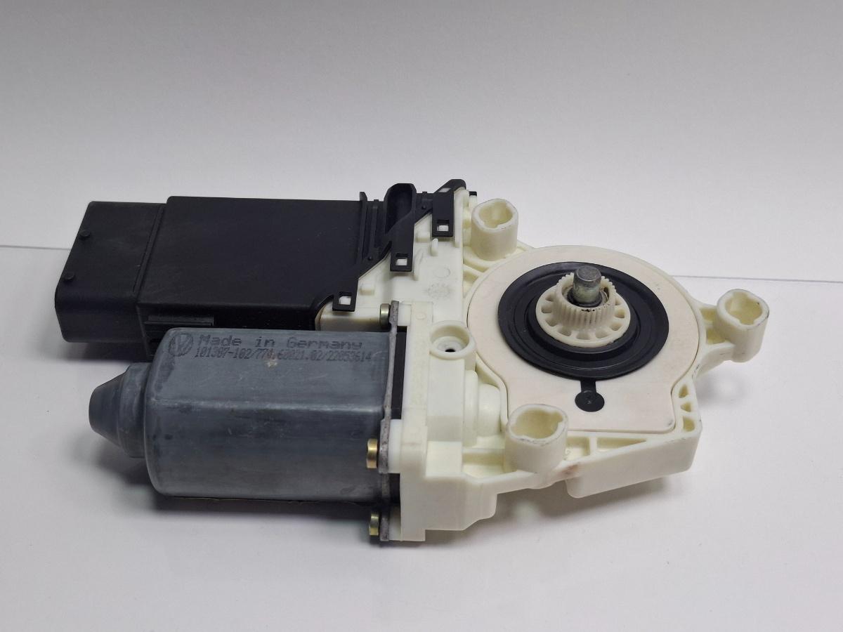 Motoras macara geam stanga fata VOLKSWAGEN GOLF IV Variant 1J5 1999 - 20061.9 TDI AGR, ALH 1C1959801A