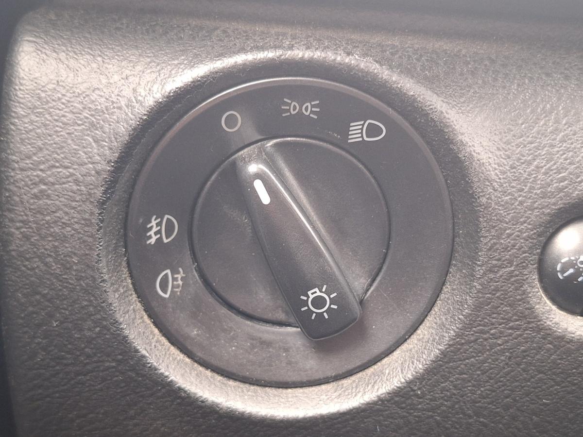 Bloc lumini VOLKSWAGEN PASSAT 3B3 2000 1.9 TDI AWX 96KW|130HP 2000