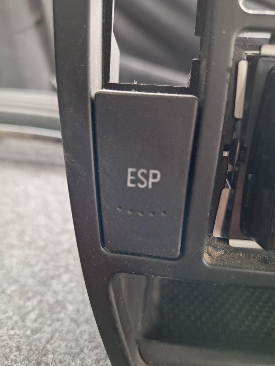 Comutator ESP VOLKSWAGEN PASSAT 3B3 2000 1.9 TDI AWX 96KW|130HP 2000