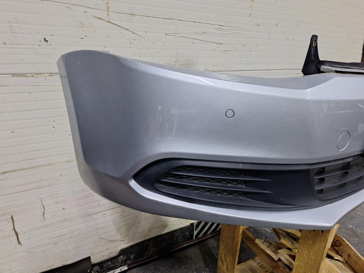 Bara fata spoiler cu senzori VOLKSWAGEN JETTA IV 162 2010 - 2015 1.6 TDI CAYC 77KW|105HP , gri LA7W